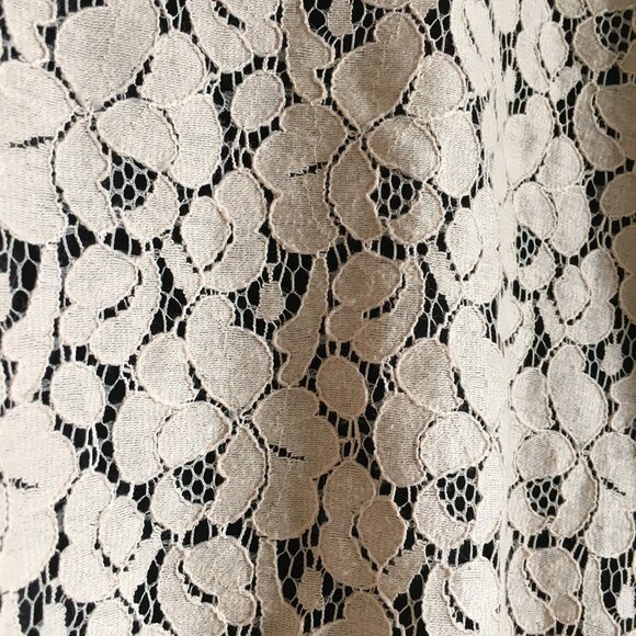 Champagne Pink Floral Lace Short Sleeve Top - Picture 6 of 15